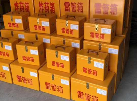 城中玻璃钢雷管箱的使用寿命一般是多少？
